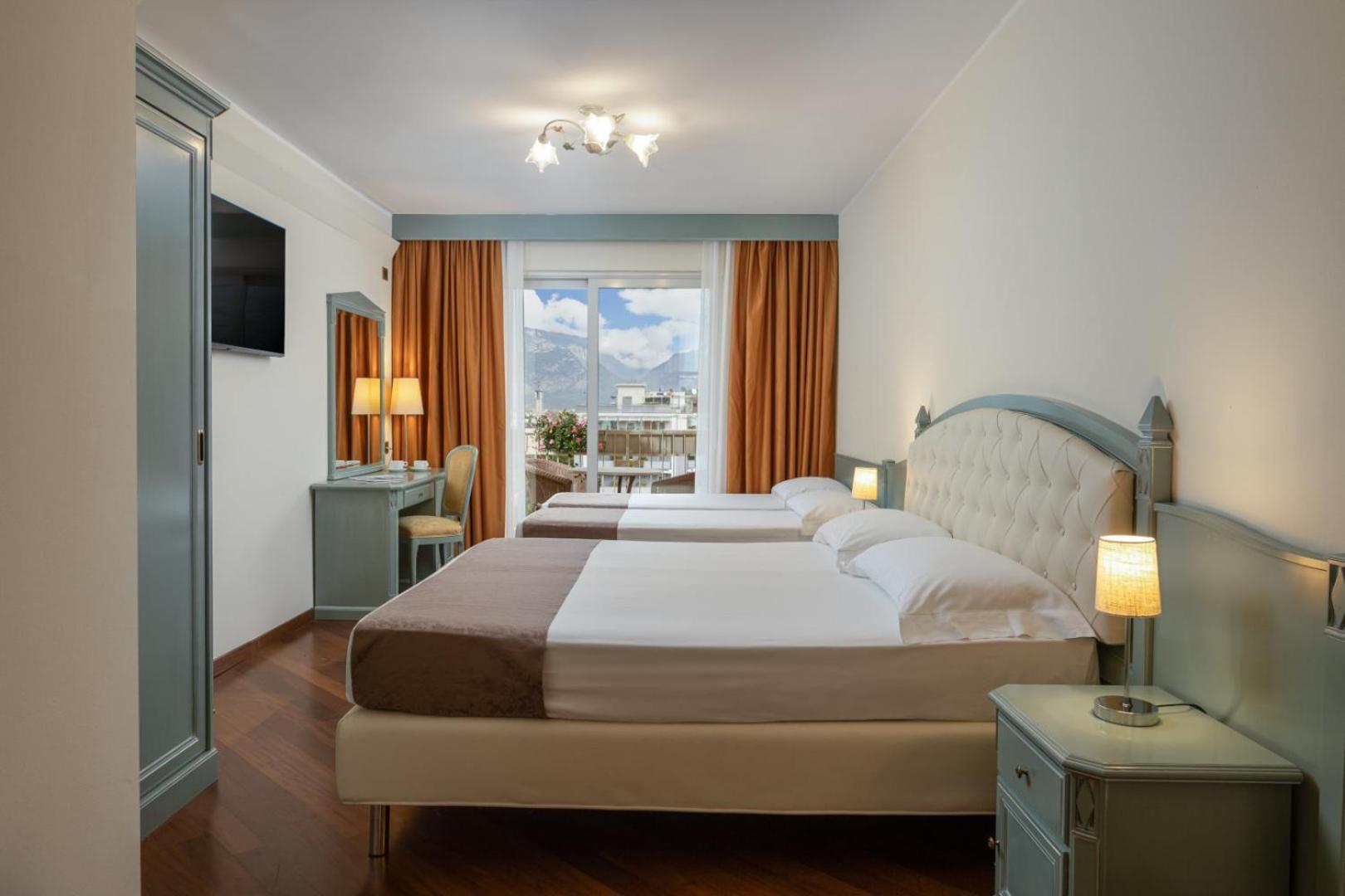 Hotel Savoy Palace - Tonelli Hotels Riva del Garda Quarto foto