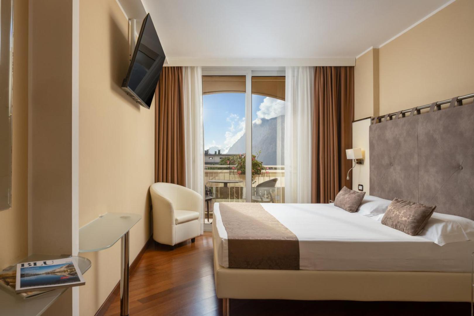 Hotel Savoy Palace - Tonelli Hotels Riva del Garda Quarto foto