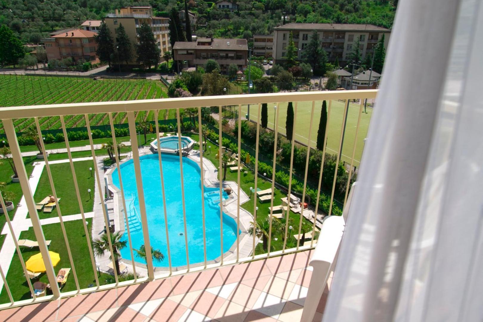 Hotel Savoy Palace - Tonelli Hotels Riva del Garda Exterior foto