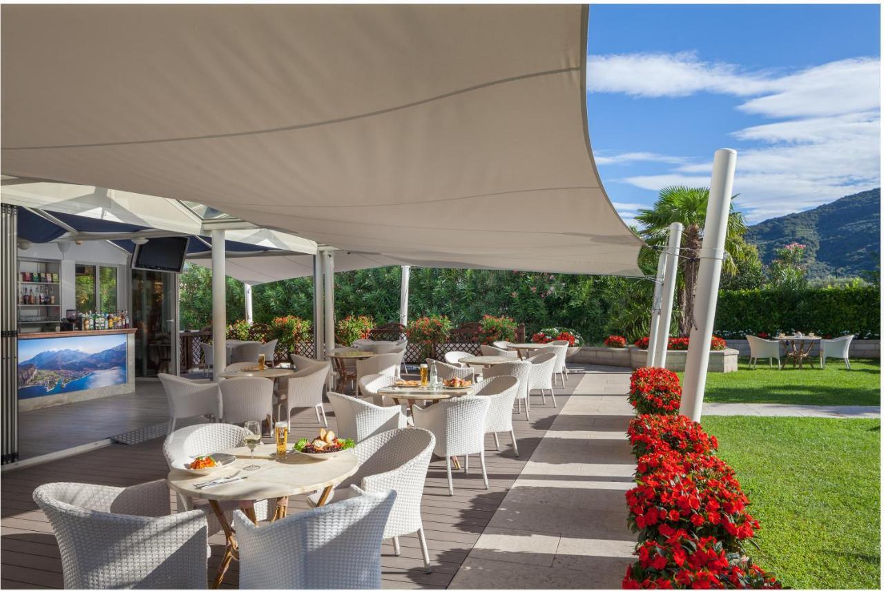 Hotel Savoy Palace - Tonelli Hotels Riva del Garda Exterior foto